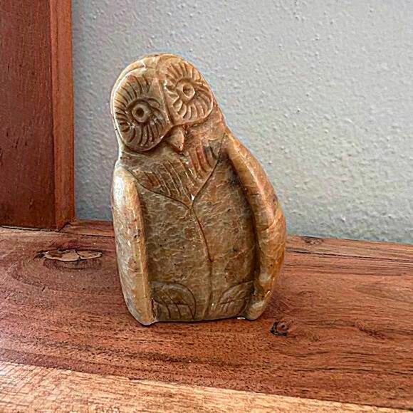Vintage‎ Soapstone Owl Handcrafted Figure Shelf Decor - Picture 1 of 8